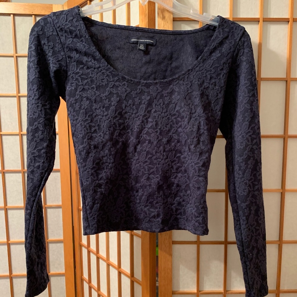American Eagle size small crop top